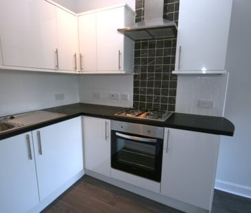 Hamilton Road, Spacious 1 Bed Unfurnished Apartment, Broomhouse – A... - Photo 5