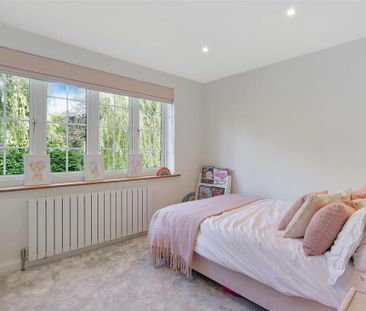 5 bedroom detached house to rent - Photo 1