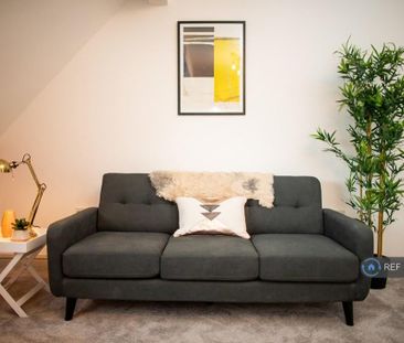 1 bedroom flat to rent - Photo 2