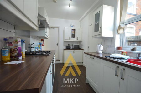 1 bedroom terraced house to rent - Photo 4