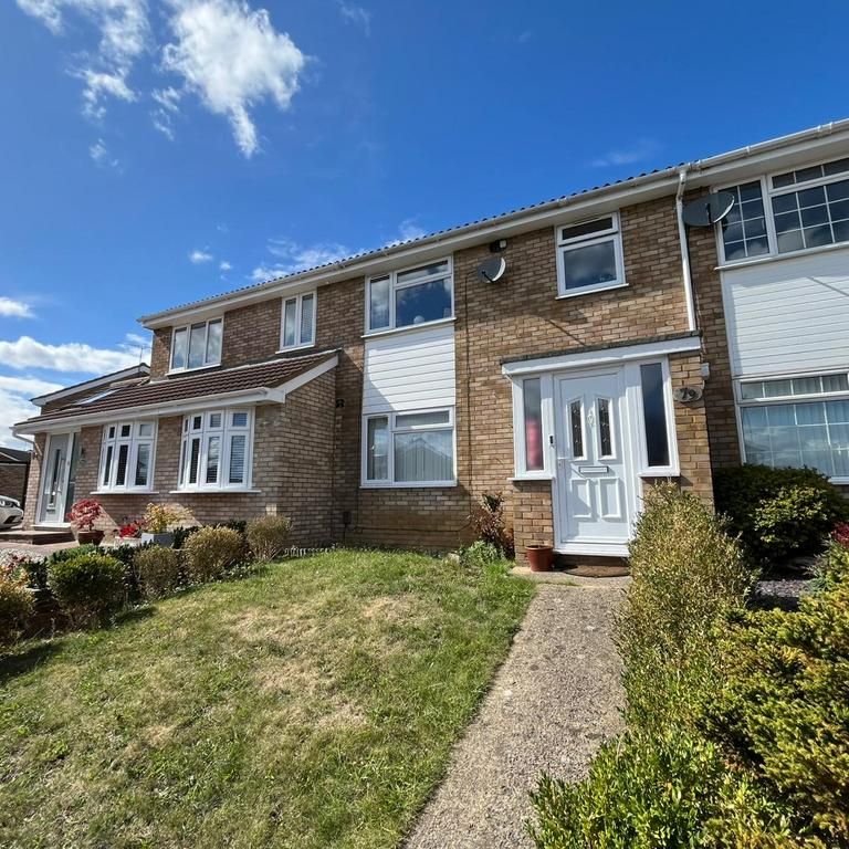 3 bedroom terraced house to rent - Photo 1