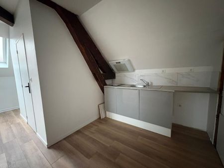 Location Appartement 2 pièces 31m² ROANNE 42300 - Photo 2
