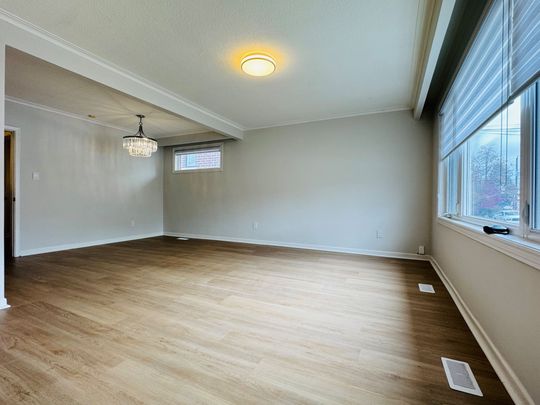 For Lease - 98 Newton Drive Unit# Main, Toronto, Ontario - Photo 1