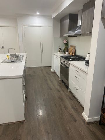 Kellyville - Photo 3