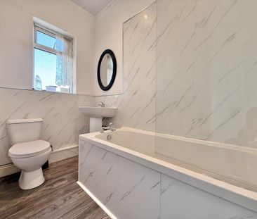 2 bedroom terraced house to rent - Photo 3