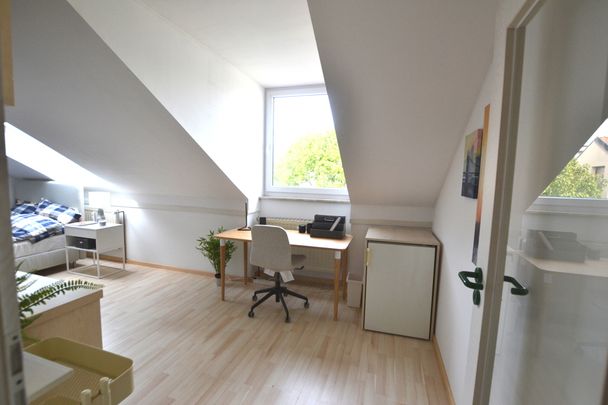 Vollmöblierte Studentenwohnung im Regensburger Kasernenviertel. Gute Anbindung, ruhige Lage. - Photo 1