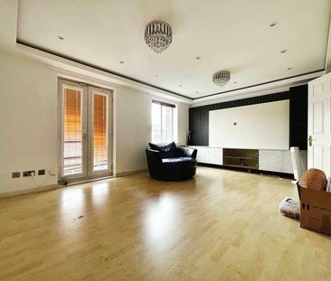 Deverills Way, Langley, SL3 - Photo 1