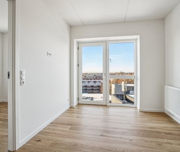 Moderne og lys 2-vær. lejlighed med eksklusiv beliggenhed over Herl... - Foto 1