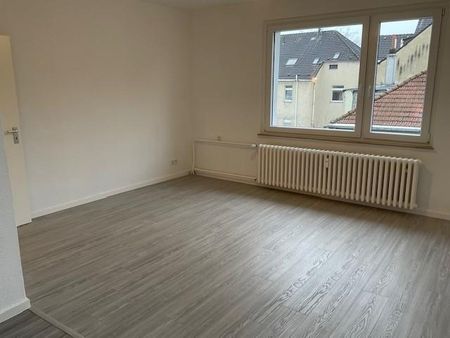 Sehr schöne renovierte 2 Zimmer Wohnung in Gelsenkirchen zu vermieten - Photo 3