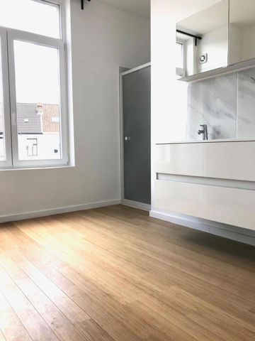Gerenoveerde woning met 2 slaapkamers in retrotegel - Foto 2