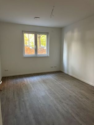 3-Zimmer Neubauwohnung mit 2 Badezimmern und Terrasse - Photo 1