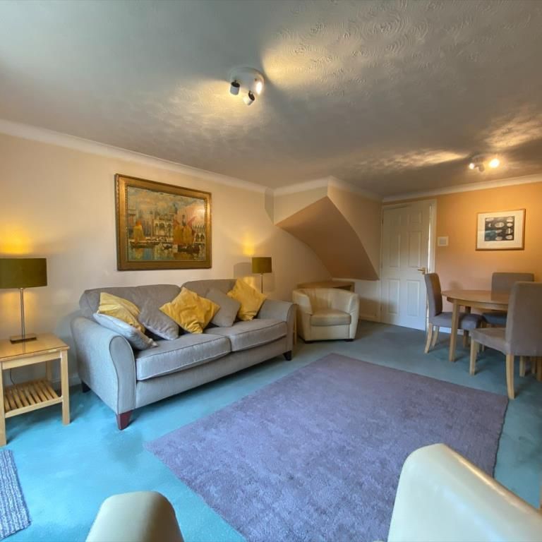 3 bedroom terraced house to rent - Photo 1