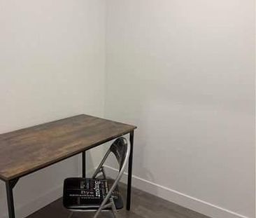 1 CH - 2 SDB - Sherbrooke - $750 /mo - Photo 4