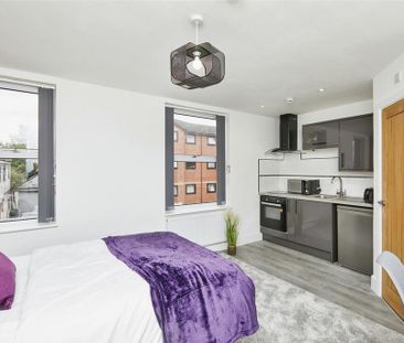 Studio to rent - Photo 6