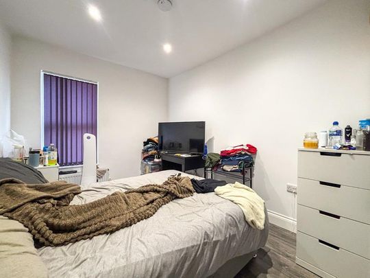 1 bedroom in a house share to rent - Photo 1