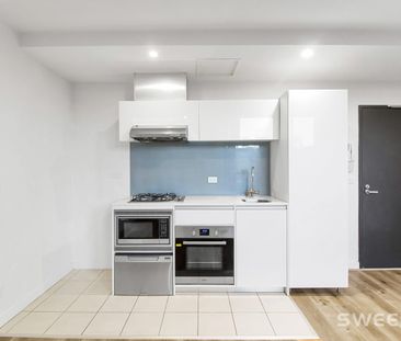 Alluring home - two bedroom home, located right in the heart of Foo... - Photo 3