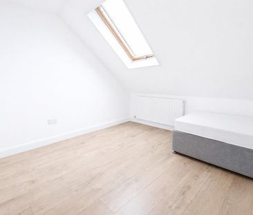 7 bedroom semi-detached house to rent - Photo 2