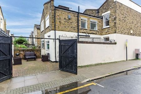 Strahan Road, E3, Property for rent - Photo 4