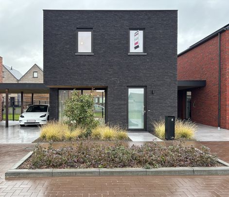 Recente, nieuwbouwwoning te huur te Zedelgem - Photo 1
