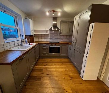 2 bedroom property to rent - Photo 1