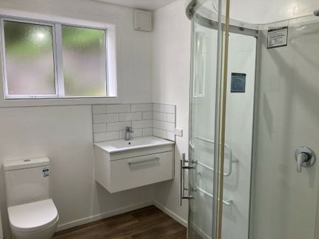 West End Beauty - Photo 3