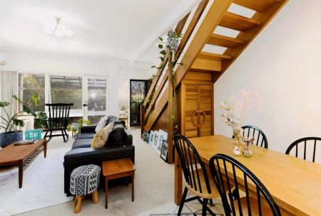 2 Bed 1 Bath - Photo 3