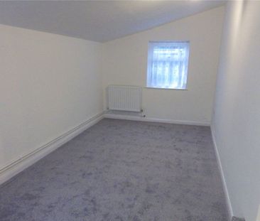 92 Summerland Avenue, Minehead, TA24 - Photo 1