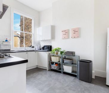 3 bedroom apartment to rent - Photo 6