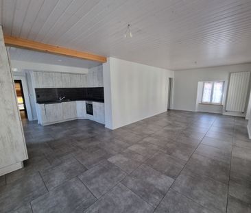 Joli appartement de 3,5 pièces au 2ème étage situé au centre du vil... - Photo 2