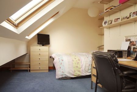 5 Bed End Terrace, Hathersage Road, M13 - Photo 5