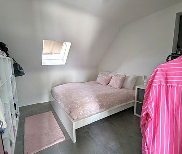 Dakappartement met 2 staanplaatsen te Sint-Job! - Foto 4