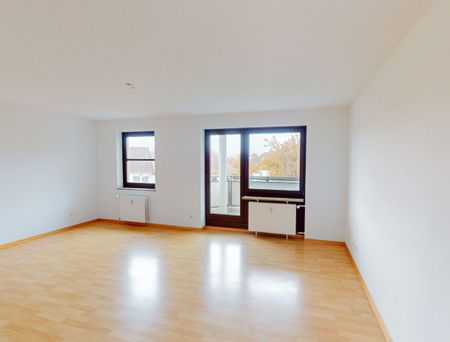 Altbaucharme trifft Wohnkomfort: 2-Zimmer-Wohnung in Unterschleißheim - Photo 3