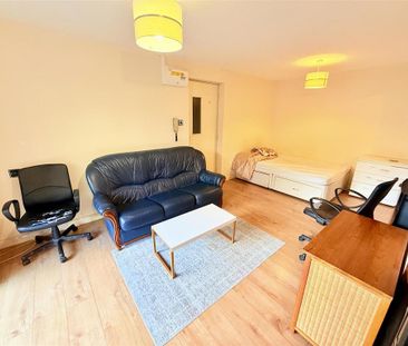 1 bedroom flat to rent - Photo 6