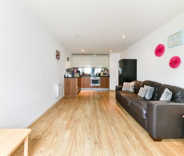 1 bedroom apartment to rent - Photo 1