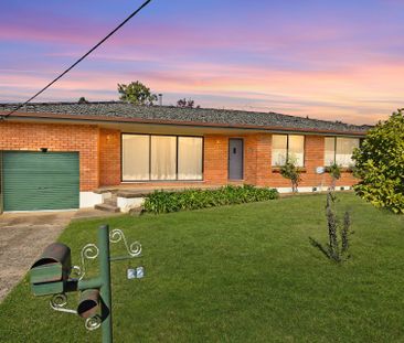 22 Prunus Avenue, Orange. - Photo 2