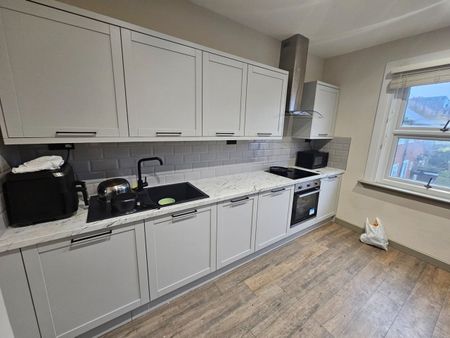 Studio Flat, Laleham Road, SE6 - Photo 4