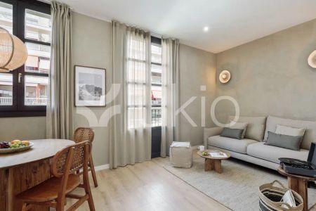 Alquiler de ático en Calle de Sepúlveda - Photo 2