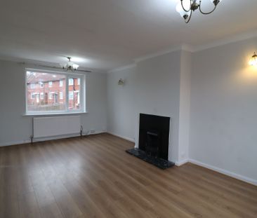 3 Bedroom Semi-detached House To Rent - Photo 3