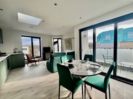 2 Bed Penthouse, Norwood Road, SE27 - Photo 3