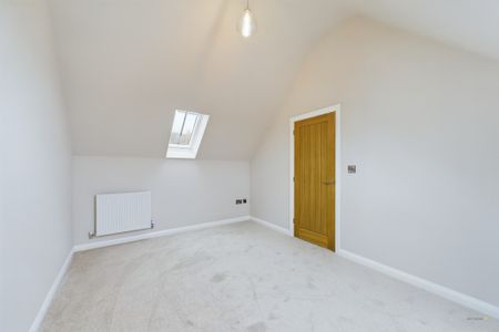 3 bedroom barn conversion to let - Photo 3