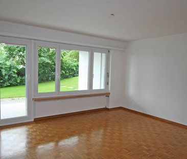 Wohnung mit 2 Balkonen - mit Blick auf den Zürichsee - Photo 4