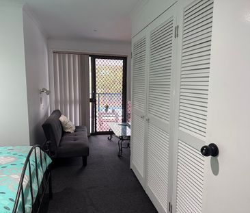 3-bedroom shared house, Nineteenth Avenue - Photo 4