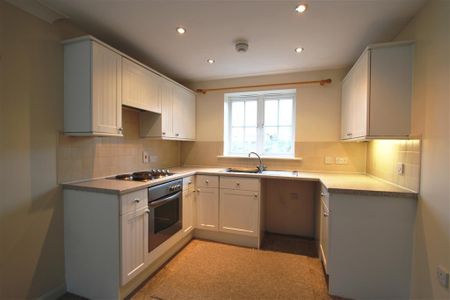 2 bedroom flat to rent - Photo 3