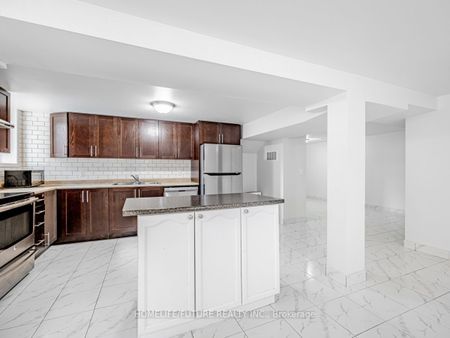 For Lease - 113 Harmony Road Unit# (Lower), Oshawa, Ontario - Photo 2