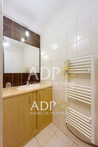 Location Appartement 2 pièces 48m² LE CANNET 06110 - Photo 5