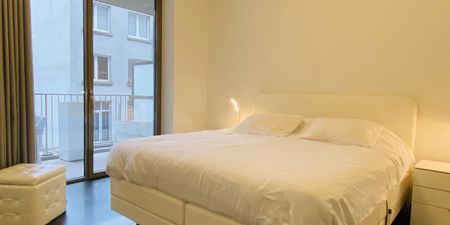 Appartement te huur in Antwerpen voor € 1.980 met 2 slaapkamers - Photo 2