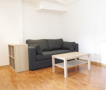 Studio Meublé, 25m², Av Carnot, Nîmes centre, 430€ H.C - Photo 4