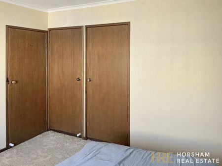 A two-bedroom unit in Sunnyside! - Photo 5