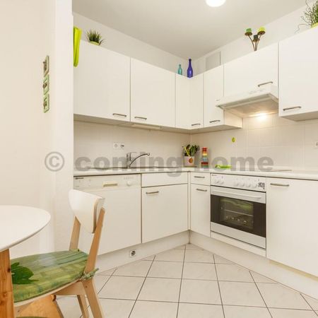 Single Urban Living - Photo 4