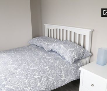 Room in 5-bedroom apartment for rent in Whitehall, Dublin. - Photo 6
